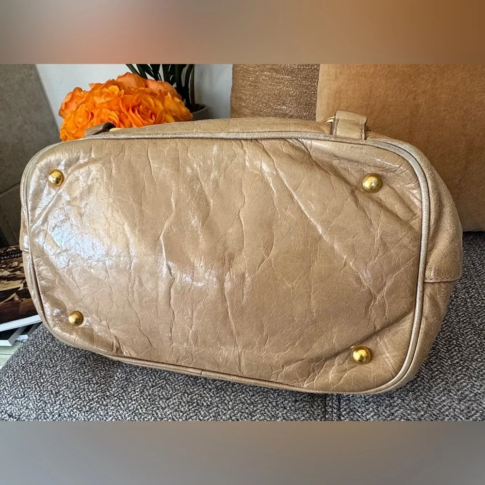 Miu Miu Vitello Lux Tan Leather Satchel with Gold Hardware - Picture 10 of 17